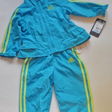 Костюм Адидас, на девочку, размер 6 мес.