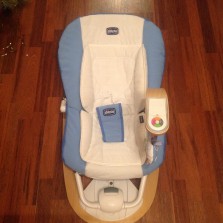 Кресло-качалка Chicco I-Feel 