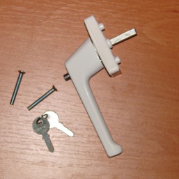 ручка с замком белая