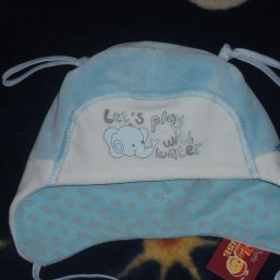 Весенняя шапочка Лаки 42р Дембохаус