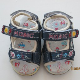 Босоножки 19 р.