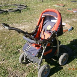 Коляска летняя мальчик/девочка в отличном состоянии!