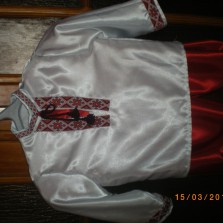 Продаю украинский костюм 