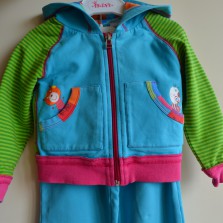 Спортивный костюм 