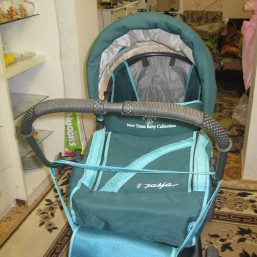 Продаю коляску трансформер лето -зима!