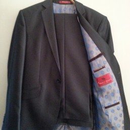 Брендовый классический костюм