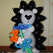 Зверьки с цветами из воздушных шаров