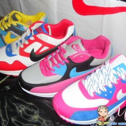 Женские кроссовки Nike Air Max 