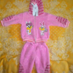 Костюмчик 6-9 мес