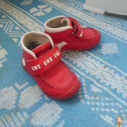 Ботиночки девочке и мальчику