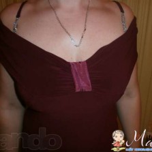 продам платье нарядное.