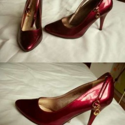 Вишневые лакированые туфли