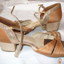 танцевальные туфли