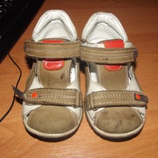 кожанные босоножки на мальчикаа