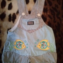 Одежда дл мальчика очень дешево