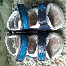  босоножки ,сандалики , тапочки