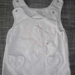 Много детской разной одежды