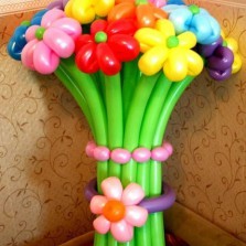 Акция!Акция!Акция!При покупке букета из 15 ромашек,5 гелиевых шаров в подарок