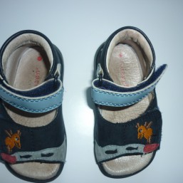 Босоножки кожа