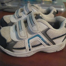 Кроссовки, размер 20