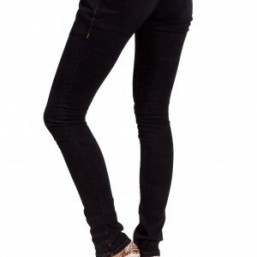 Джинсы Утепленная модель с «велюровым напылением» размер 25