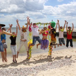 Роспись для влюбленных на пляже Велама