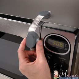 Замок регулируемый с двойным захватом Safety 1st