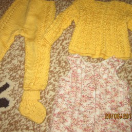 костюмчик вязаний