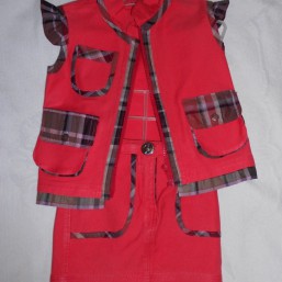 Яркий джинсовый костюмчик