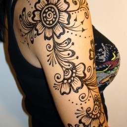 ВРЕМЕННОЕ ТАТУ ХНОЙ- НЕ ДОРОГО