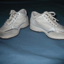 Кроссовки девичьи (США)