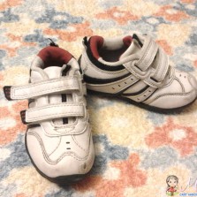 Кроссовки для двора