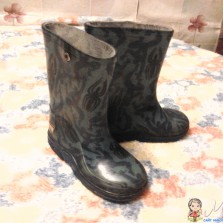 Резиновые сапожки