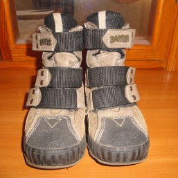 Детские ботинки