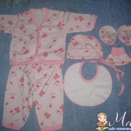 Детский костюмчик (6 предметов)Новый