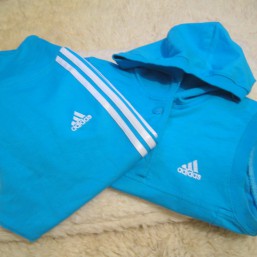 Летний спортивній костюм