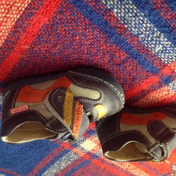 Ботиночки- красовки на липучке кожа 20 разм