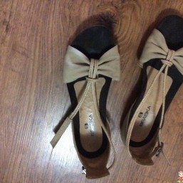 Босоножки Braska