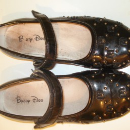  Кожаные туфли для девочки