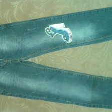 джинсы не дорого, кофта