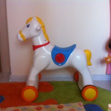 Игрушка для катания Родео Chicco 