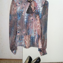 Шикарная блузка с шифоновыми рукавами !!!! 