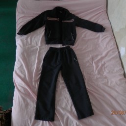 спортивный костюм