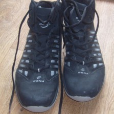 Продаю кроссовки для баскетбола 43размера