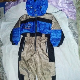 1 курточка и  2 комбинезона