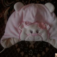 Шапочка для девочки 6-9 мес. зима