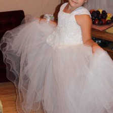 прокат красивого платья