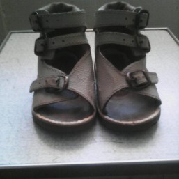 Антиварусные босоножки