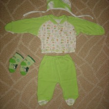 Комплектики одежды в роддом для вашего малыша 