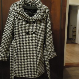 Элегантное пальто NUI VERY